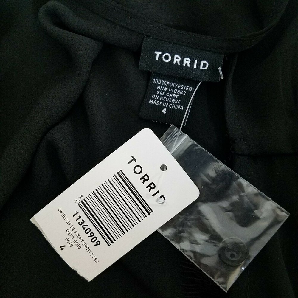 Torrid Women's Black Layered Top Plus Size 4X Ties at first layer  New With Tags